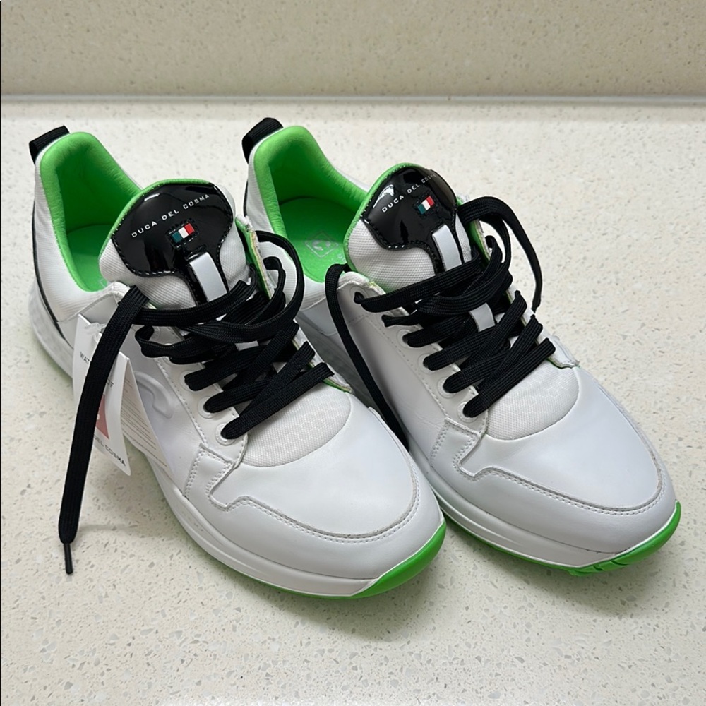❇️NWT❇️ Woman's White and Green Italian Golf Shoes